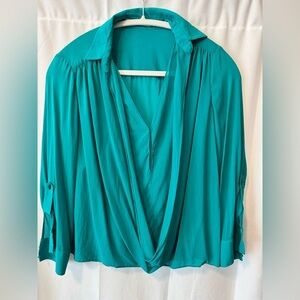 Alice + Olivia by Stacey Bendet
Silk Blend Draped Blouse Size XS